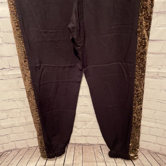 EUC Xhilaration SZ XS joggers w/side sequin detail - Picture 6 of 8